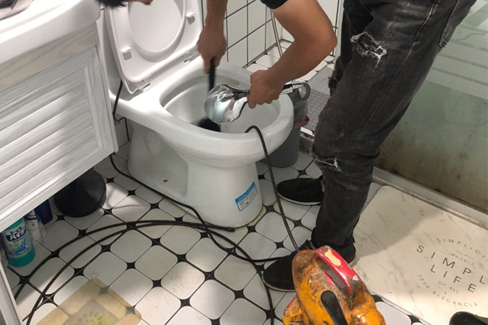 沙县马桶堵塞自己疏通还是找师傅？专业上门服务让你省时更省心